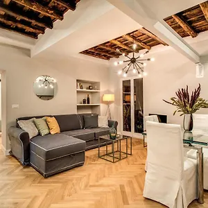  Apartment Trevi Fountain Superior 3 Bdr Italy